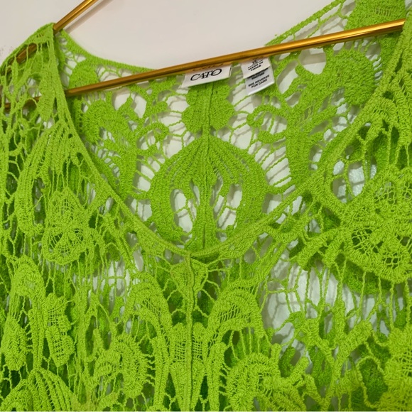 Cato lime green crochet lace top Size X-Large - Picture 2 of 4